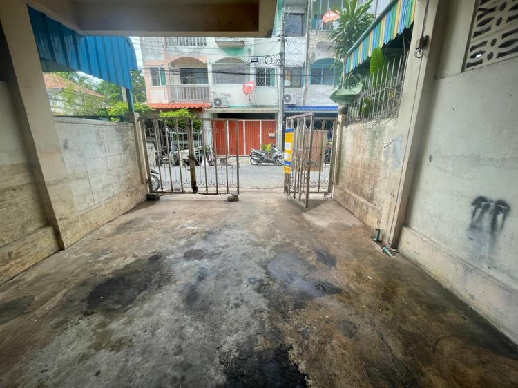 ใช่ 💖 ทาวน์เฮ้าส์ บางบัวทอง ราคาพิเศษ! 💖 รูปที่ 2