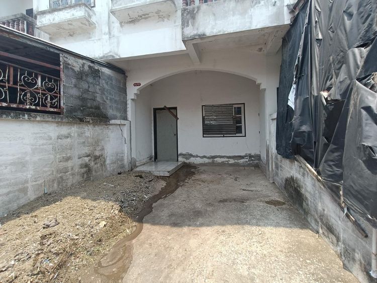 ใช่ 💖 ทาวน์เฮ้าส์ ลำลูกกา ราคาพิเศษ! 💖 รูปที่ 2