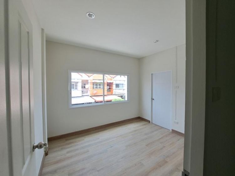 ใช่ 💖 ทาวน์เฮ้าส์ ธัญบุรี ราคาพิเศษ! 💖 รูปที่ 3