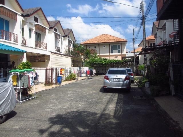 ใช่ 💖 ทาวน์เฮ้าส์ ลำลูกกา ราคาพิเศษ! 💖 รูปที่ 3