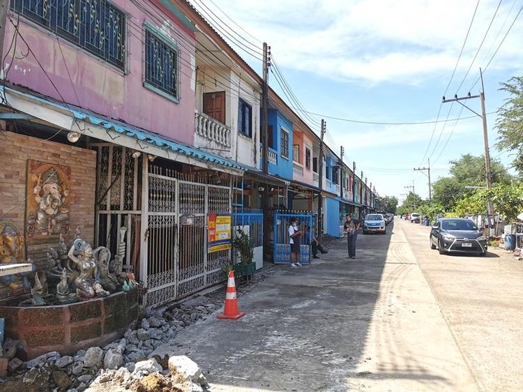 ใช่ 💖 ทาวน์เฮ้าส์ คลองหลวง ราคาพิเศษ! 💖 รูปที่ 3