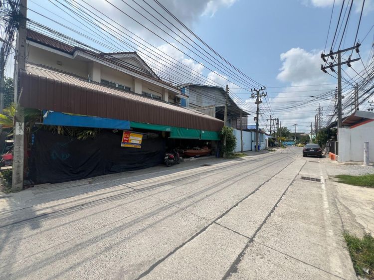 ใช่ 💖 ทาวน์เฮ้าส์ เมืองสมุทรปราการ ราคาพิเศษ! 💖