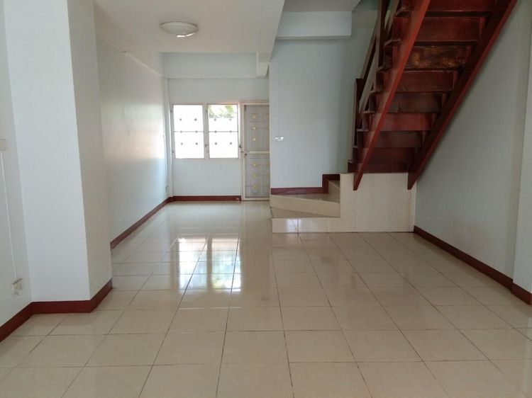 ใช่ 💖 ทาวน์เฮ้าส์ บางบัวทอง ราคาพิเศษ! 💖 รูปที่ 3