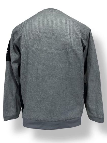 เสื้อกันหนาว BURTLE แท้ 💯 size L อก 22 ยาว 26.5 นิ้ว สภาพใหม่มาก สีเทา กระเป๋าด้านข้างสวย ดีเทลสวย เนื้อผ้าดีมากไม่หนา หายากน่าสะสมครับ รูปที่ 2