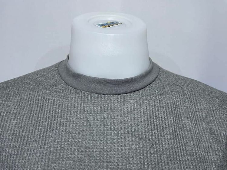 เสื้อกันหนาว BURTLE แท้ 💯 size L อก 22 ยาว 26.5 นิ้ว สภาพใหม่มาก สีเทา กระเป๋าด้านข้างสวย ดีเทลสวย เนื้อผ้าดีมากไม่หนา หายากน่าสะสมครับ รูปที่ 3