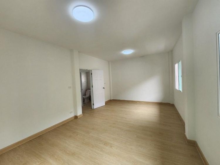 💟 บ้านแฝด โครงการแลนซีโอ คลองสามวา : ปรับปรุงใหม่ 💟 รูปที่ 4