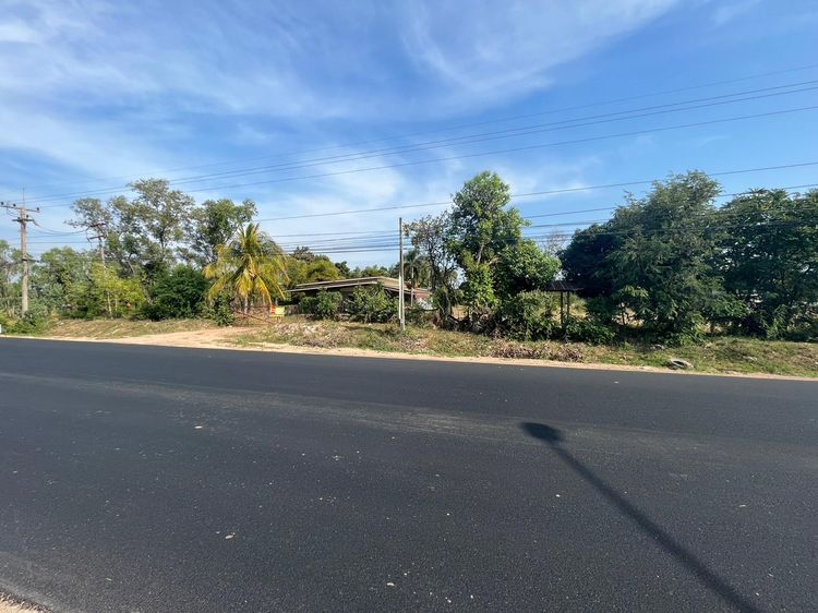 ใช่ 💖 ที่ดิน จตุรพักตรพิมาน ราคาพิเศษ! 💖 รูปที่ 2