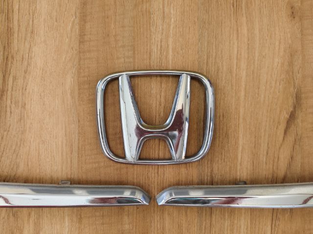 โลโก้ฝาท้าย Honda Accord G7 ปี03-04 มีอย่างละตัวครับ ของแท้ สภาพดี ไม่มีหัก และ ไดชาร์จเครื่อง 2.4 เก่าญี่ปุ่น คิ้วโครเมี่ยมกระจังหน้าแยกขายได้ รูปที่ 11