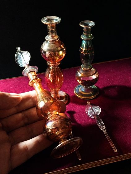 ขวดน้ำหอมคริสตัลลายน้ำทองสุดงามสภาพเยี่ยม รูปที่ 15