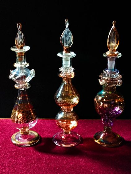 ขวดน้ำหอมคริสตัลลายน้ำทองสุดงามสภาพเยี่ยม รูปที่ 10