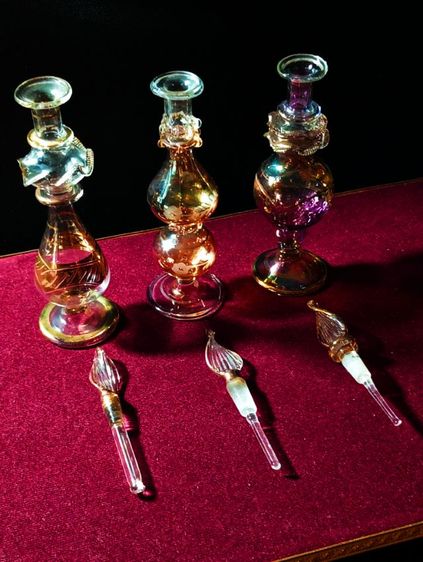 ขวดน้ำหอมคริสตัลลายน้ำทองสุดงามสภาพเยี่ยม รูปที่ 12