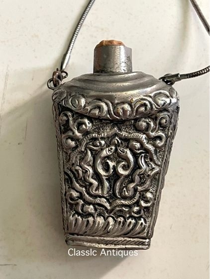 สร้อยคอ แกะสลักลายของมงคล กะไหล่เงินเก่าสะสม รูปที่ 3