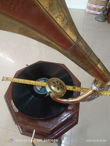 เครื่องเล่นแผ่นเสียงเก่าปากแตรแผ่นครั่งแบบไขลาน รูปที่ 15