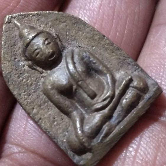 หลวงปู่ชูวัดนาคปรก พิมพ์หลวงพ่อโตหล่อโบราณ(สวยๆหายาก)