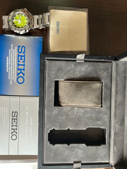 เขียว ขายนาฬิกาผู้ชายไซโก้ มอนสเตอร์ Seiko Green Monster 2010 Limited Edition 