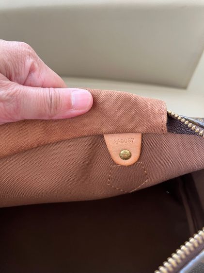 Used LV Speedy30 Monogram ปี 07 ไม่มีสายราคา 15,500 บาท รูปที่ 9