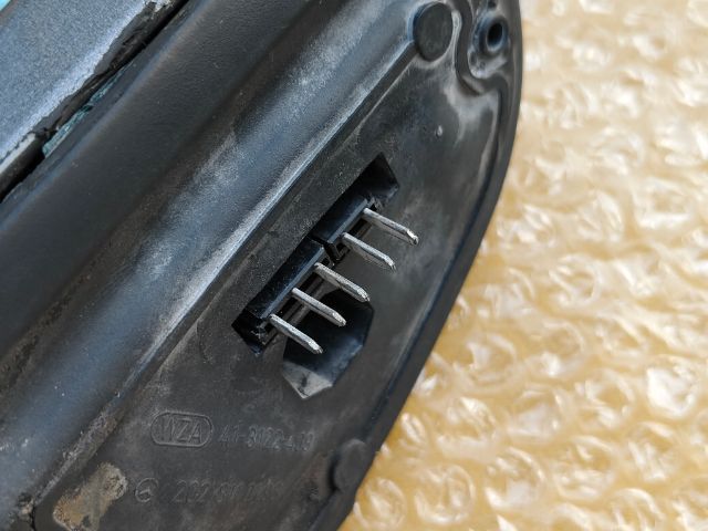 ชุดปัดน้ำฝนไฟหน้า Benz C class w202 ปี 1994-1999 เก่าจากนอก นำไปใส่เท่ห์ไปได้ครับ และ คิ้วใต้ไฟหน้า C class w202 ปี 94-97 ของแท้ ครบคู่  รูปที่ 12