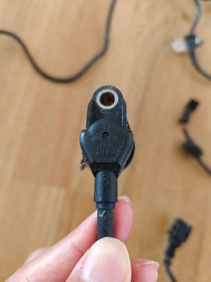 แกนพวงมาลัยพร้อมเคเบิ้ลเรียวและยกเลี้ยว Audi A4 B6 2.0-2.4 ปี 01-05 และ ช่องจุดบุหรี่คอนโซลเบรคมือ สีครีม ตรงรุ่น A4 B6 2.0-2.4 เก่านอกสภาพสวย รูปที่ 11