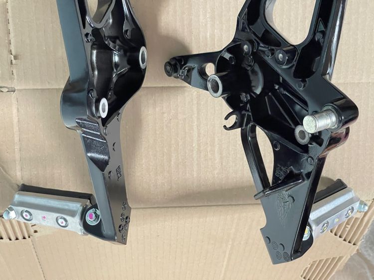 พักเท้าST-125 DAX แท้ รหัส K2W สีดำ ซ้าย-ขวา หน้า-หลัง รูปที่ 12