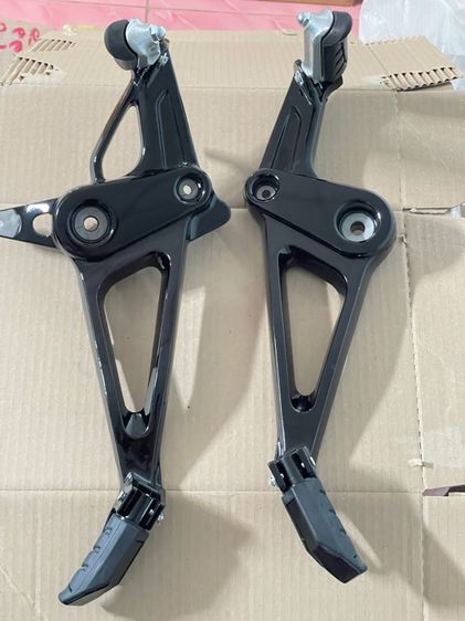 พักเท้าST-125 DAX แท้ รหัส K2W สีดำ ซ้าย-ขวา หน้า-หลัง รูปที่ 4