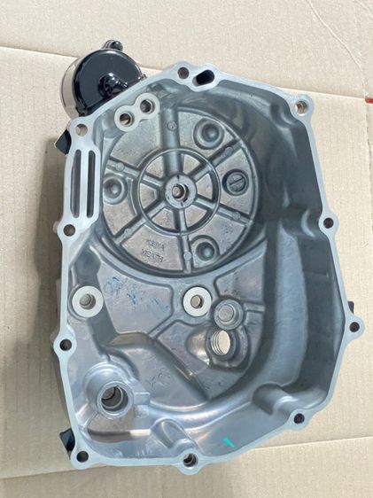 ฝาครอบครัชST-125 DAX CT125 ปี2023-2024 แท้ รหัส K2W สีดำ ข้างขวา รูปที่ 10