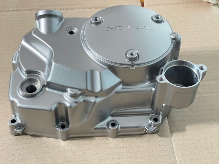 ฝาครอบครัชST-125 DAX CT125 ปี2023-2024 แท้ รหัส K2W  ข้างขวา รูปที่ 3