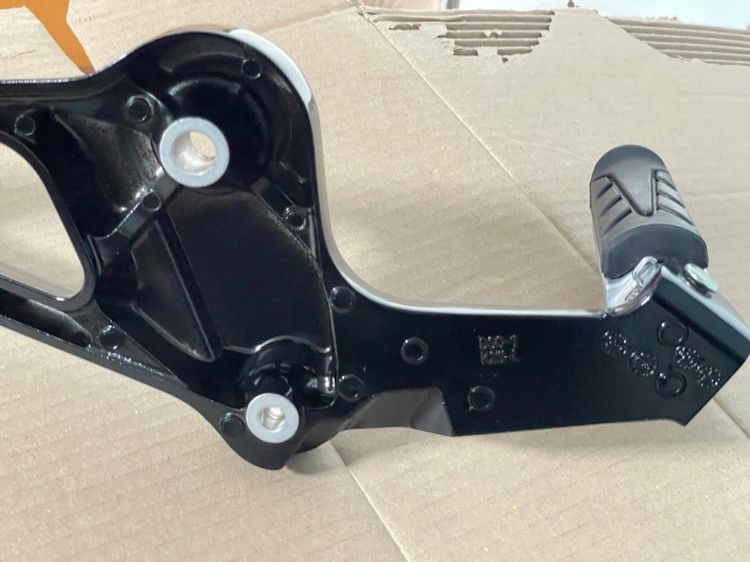 พักเท้าST-125 DAX แท้ รหัส K2W สีดำ ข้างซ้าย หน้า-หลัง รูปที่ 7