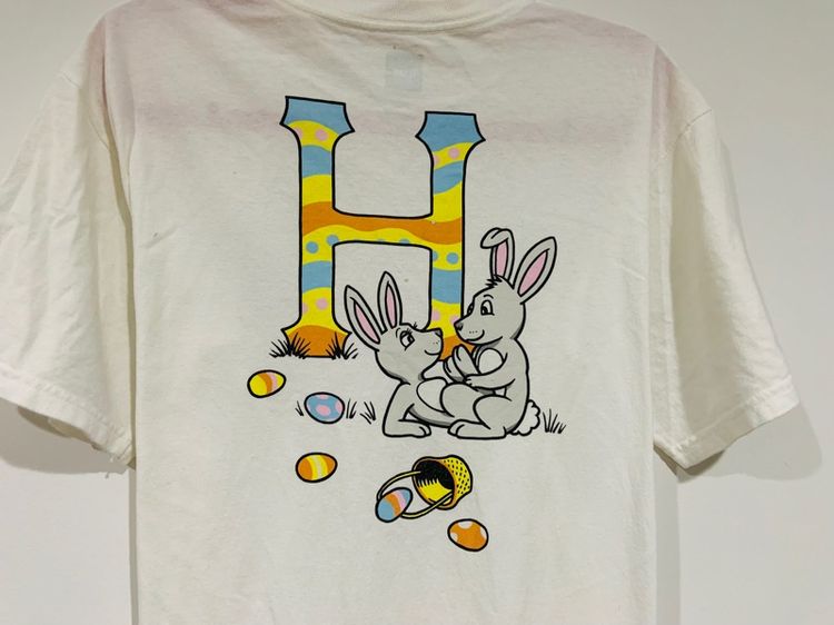 เสื้อยืด HUF แท้ 💯 size M ขนาด อก 21 ยาว 27.5 นิ้ว สภาพใหม่มาก ลายสวย เนื้อผ้าดีมาก หายากน่าสะสมครับ รูปที่ 2