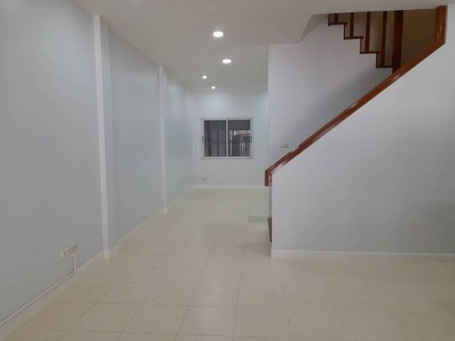 ไม่มี ไม่ใช่ ขาย ณ นนท์ บางรักพัฒนา บางบัวทอง  วัดลาดปลาดุก นนทบุรี รูปที่ 3