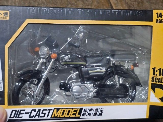 รถโมเดลมอเตอร์ไซด์คลาสสิคHonda classicใช้สะสมเป็นของขวัญวันเกิดของขวัญปีใหม่แต่งบ้านแต่งร้านกาแฟอาหารร้านรถได้เป็นของขวัญได้จ้ะ  รูปที่ 17