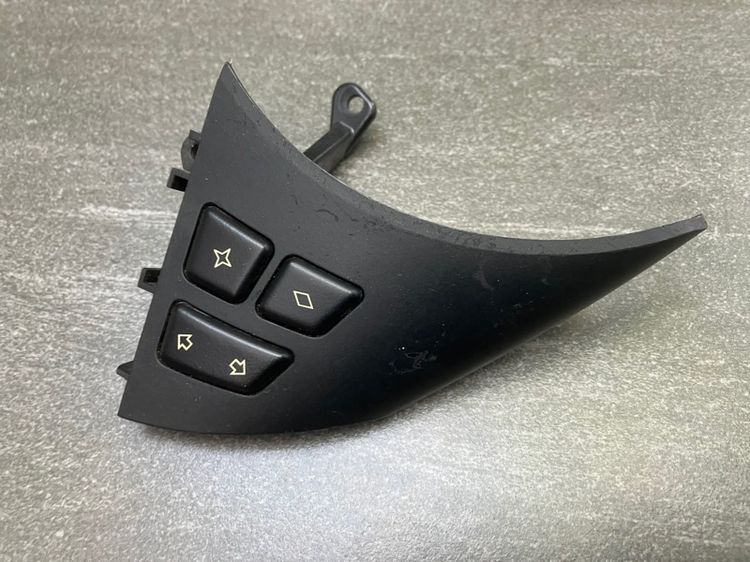อะไหล่ BMW E60 ปุ่มพวงมาลัย คอนโทรลแอร์คอนโซลกลาง ใส่ 525i 520d 530i รูปที่ 4