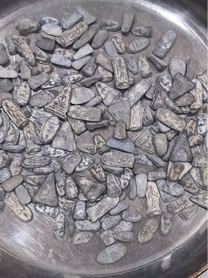 กรุเม็ดข้าวเม่าโบราณ รูปที่ 3