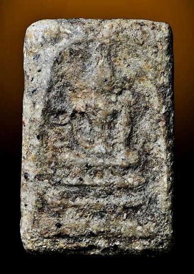 สมเด็จวัดระฆังพิมพ์ใหญ่ สภาพสึก เนื้อเก่า เนื้อยุบ เหี่ยวแห้ง มวลสารขึ้นเห็น ชัดเจน เป็นเนื้อก้นครก สวย เก่า แท้ ชอบ สนใจ ไม่แพง