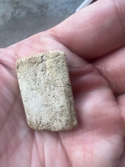 พระสมเด็จพิมพ์วัดเกศไชโย พิมพ์ตลก 2,000 บาท รูปที่ 4