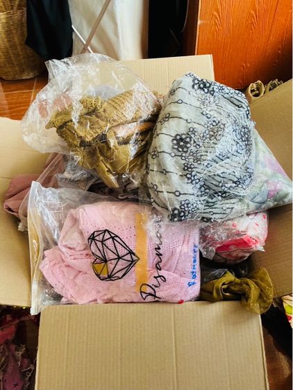 รับซื้อเสื้อผ้า ก.ท.ม. รับซื้อถึงที่เหมือนเดิม ( หรือจะส่งมาแบบนี้ก็ได้ นะ )  โทรคุยหรือส่งรูปให้เช็คราคา..ได้จ้ะะ .. รูปที่ 5