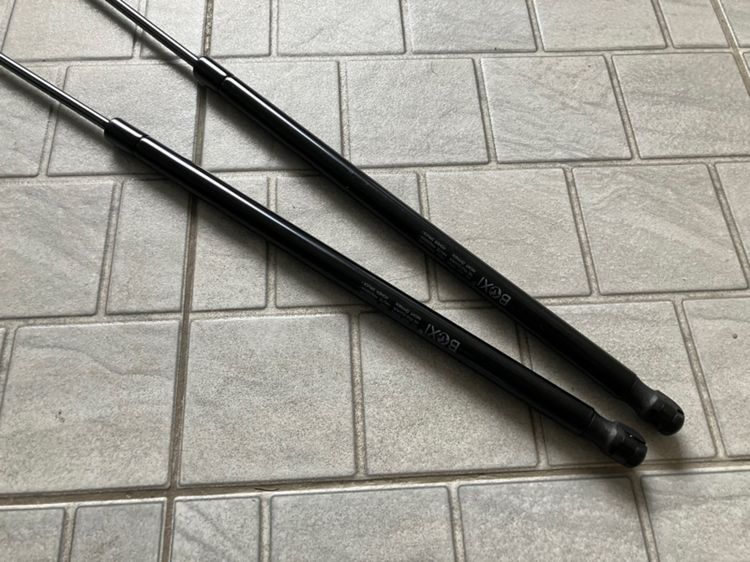 กระจังหน้า ดาวจม Benz W219 CLS AMG Facelift สีดำเงา เหมือนรุ่น CLS W218 ไฟเลี้ยวกระจกข้าง โช๊คฝากระโปรงหน้า รูปที่ 17