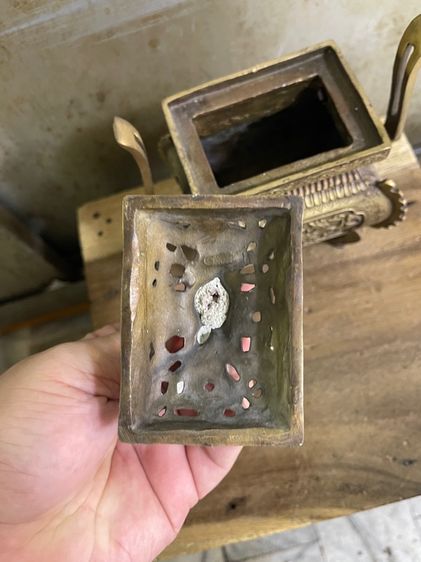 กระถาง กำยาน  หัวสิงห์ทองเหลือง สะสม A5 รูปที่ 9