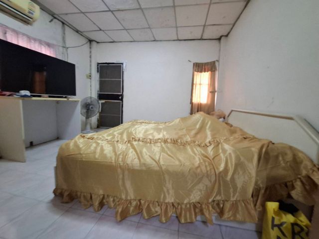 มีบางส่วน สร้างเสร็จก่อน 2010 ขายบ้านเดียว หมู่บ้านอมรทรัพย์ รูปที่ 3