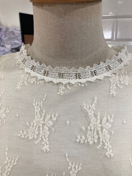 เสื้อผ้าลูกไม้  m