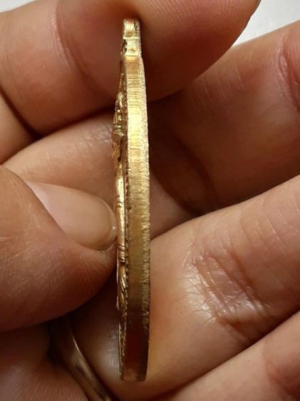 เหรียญสมเด็จพระเจ้าตากสินมหาราช กะไหล่ทอง รูปที่ 3