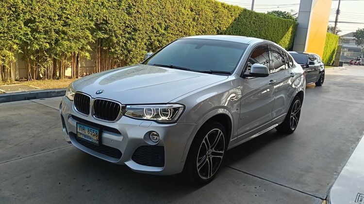 รถ BMW X4 2.0 xDrive20i M Sport 4WD สี เทา