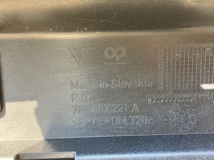 กันชนหน้า Porsche Cayenne 958 GTS ของแท้ เป็นของใหม่ รูปที่ 10