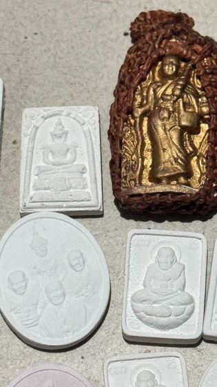 พระ. รูปที่ 3