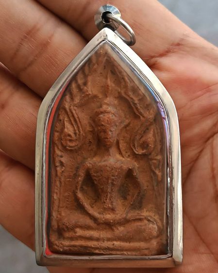 พระขุนแผนเนื้อดิน พิมพ์ทรงพลใหญ่ พระเกจิสร้าง พระบ้านเก่าเก็บหลายสิบปี ขนาดสูง 6 ซ.ม. พร้อมตลับเสตนเลส 2 หน้า รูปที่ 6