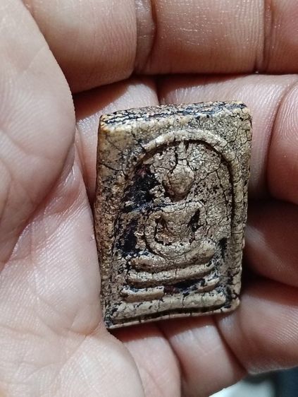 พระสมเด็จ พิมพ์ใหญ่ ลงรัก เก่ามากๆ  รูปที่ 5