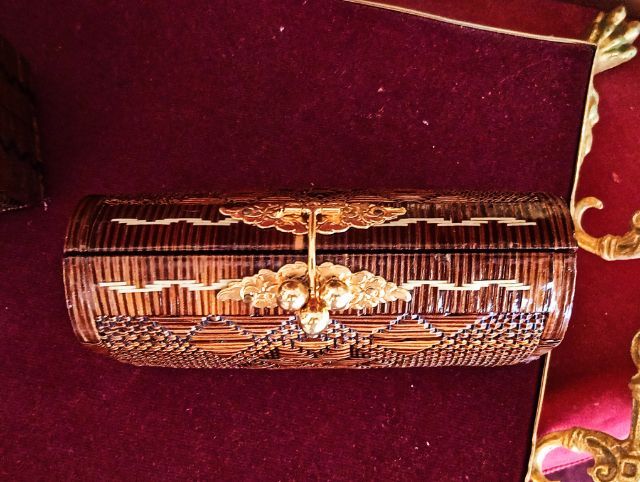 กระเป๋าย่านลิเภาแท้จากศูนย์ศิลปาชีพบางไทรสภาพใหม่ยังไม่เคยใช้เลยโชว์อย่างเดียว รูปที่ 17