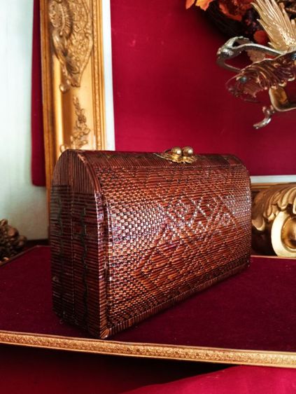 กระเป๋าย่านลิเภาแท้จากศูนย์ศิลปาชีพบางไทรสภาพใหม่ยังไม่เคยใช้เลยโชว์อย่างเดียว รูปที่ 15