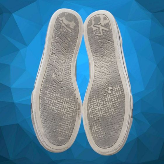 Tommy Hilfiger canvas tennis shoes size

39 24.5cm. รูปที่ 8