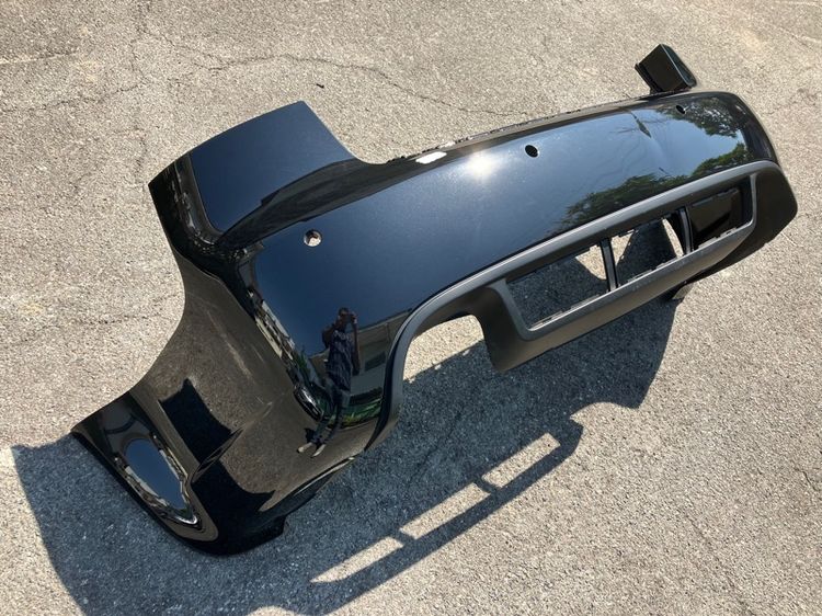 กันชนหลัง AUDI A4 B7 รุ่นพิเศษ RS4 ของแท้ มือสอง สภาพดี รูปที่ 4