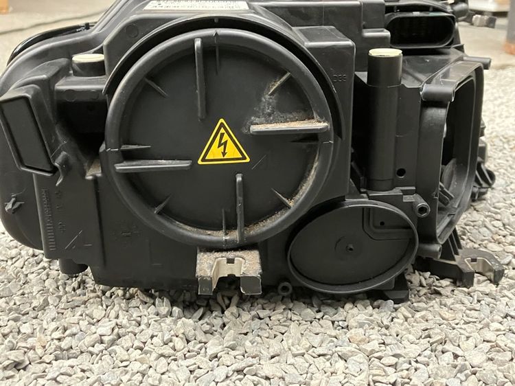 ไฟหน้า Audi A4 โฉม B8 ข้างซ้าย ปี2008 2009 2010 2011 2012 2013 2014 2015 ของแท้ มือสอง รูปที่ 7